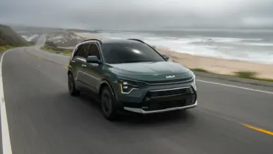 2025 Kia Niro Hybrid starts at $28,365, PHEV starts at $35,865