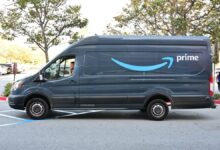 Amazon Drivers Complain Their Ability to Sing Along to the Radio Is Being Stifled: Report [Update]