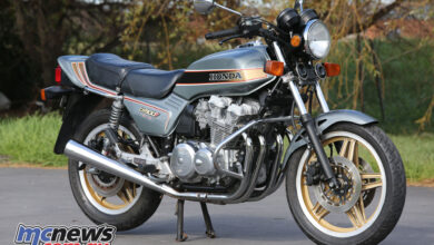 Honda CB900F Bol d'Or successor to CB750