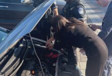 AOC helps jump-start car stuck at Capitol